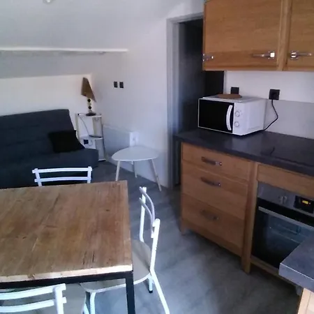 Cosy & Calme - Dernier Etage 아파트